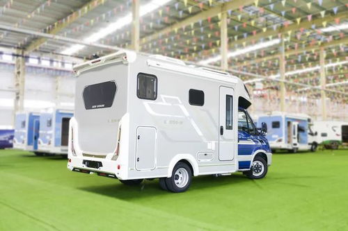 隆翠LC-01T型房車成都房車購車節(jié)首發(fā) 起售價(jià)51.8萬元